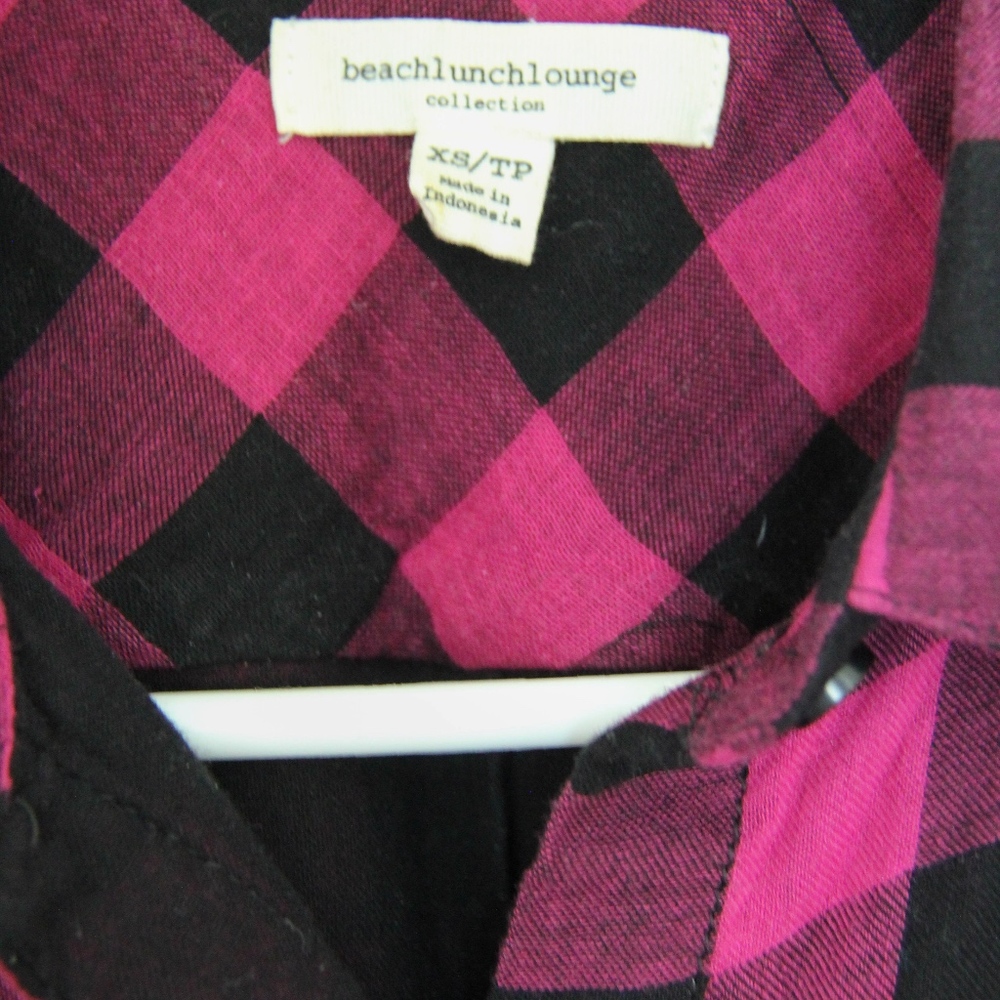 Button up Top - Picture 5 of 6